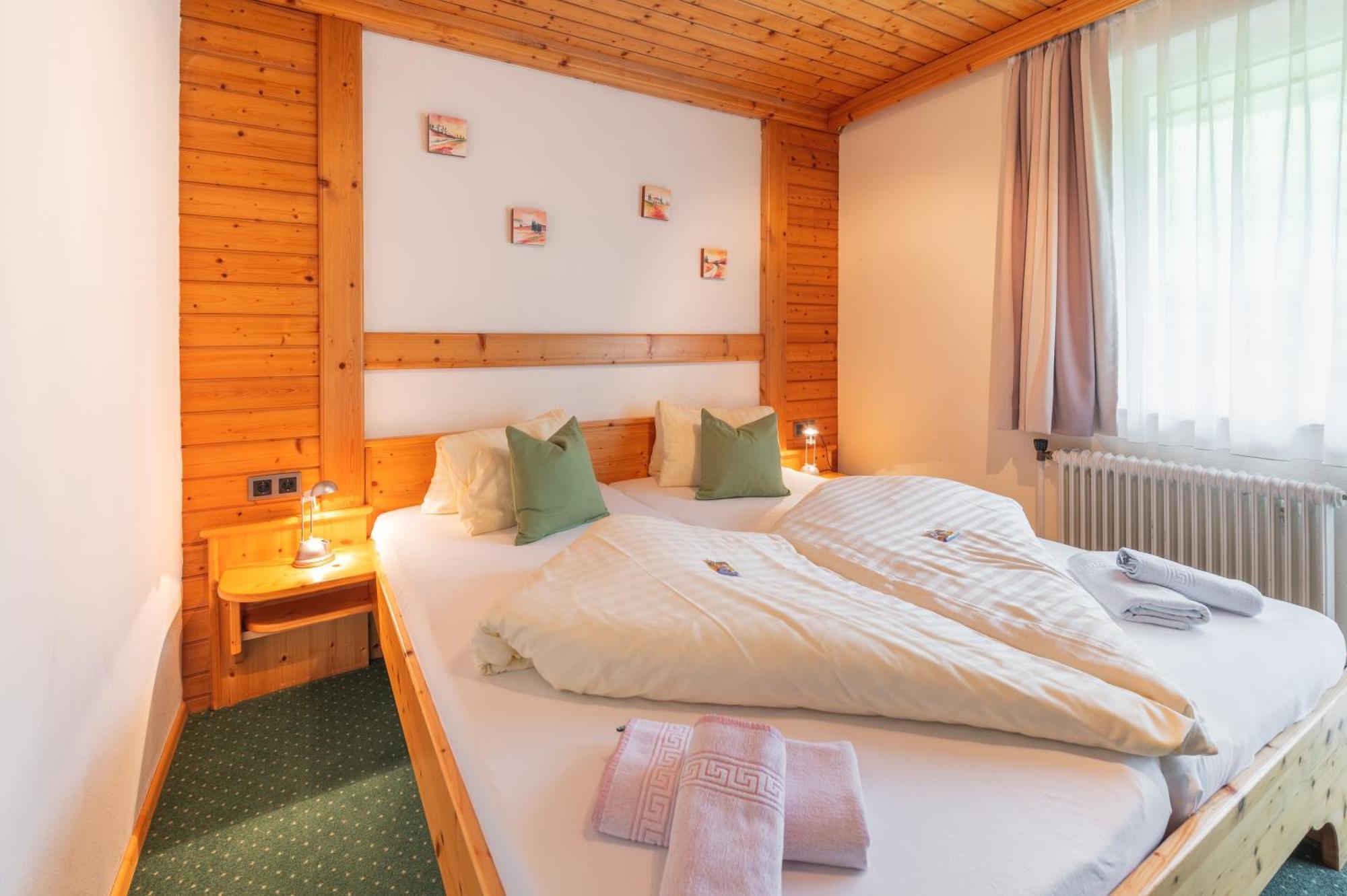 Panoramahotel Stocker Pruggern Kültér fotó